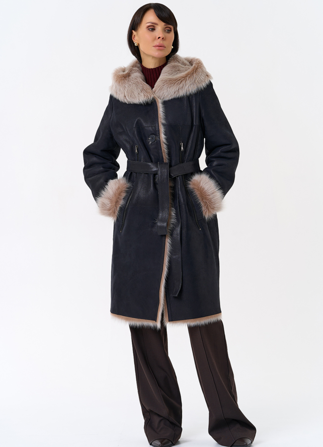 Женская натуральная дубленка с капюшоном модель № 31927 в кредит