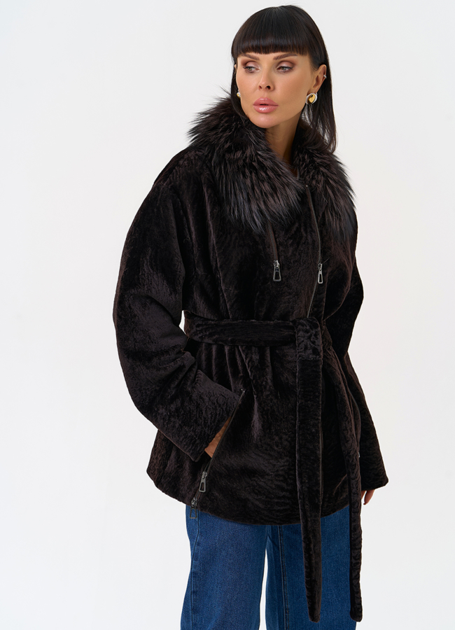 Дубленка натуральная с воротником из меха лисы модель № 31624 универмаг малина