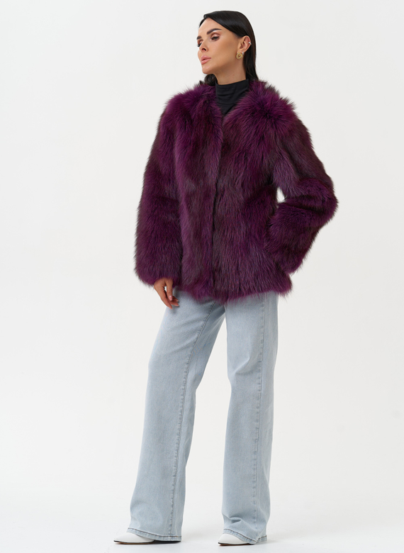 Женская куртка из меха канадского енота