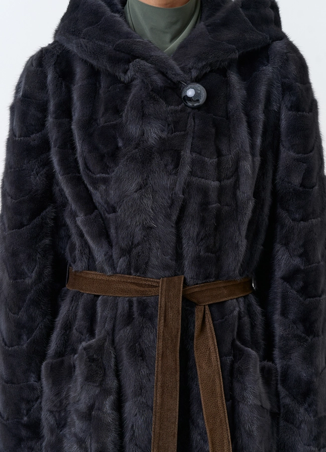Шуба из меха норки с капюшоном модель № 33813 универмаг малина