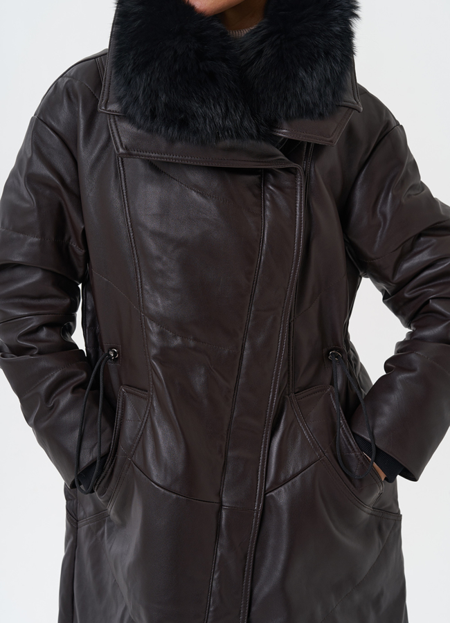 Женский кожаный пуховик с отделкой из натурального меха модель № 28918 универмаг малина